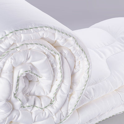 Lightweight Extreme Winter Quilt made from extracts of Natural Wood - TENCEL™ ( Certified by a Swiss laboratory)