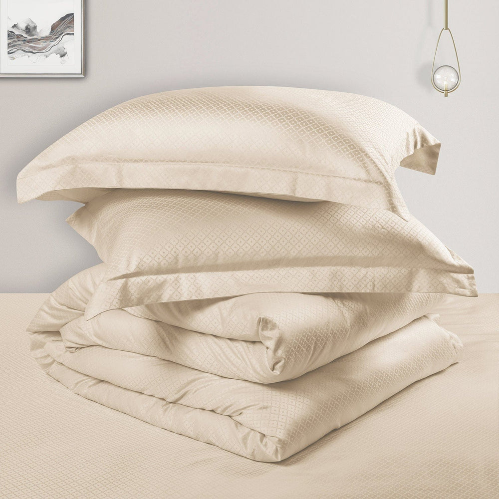 002 Beige