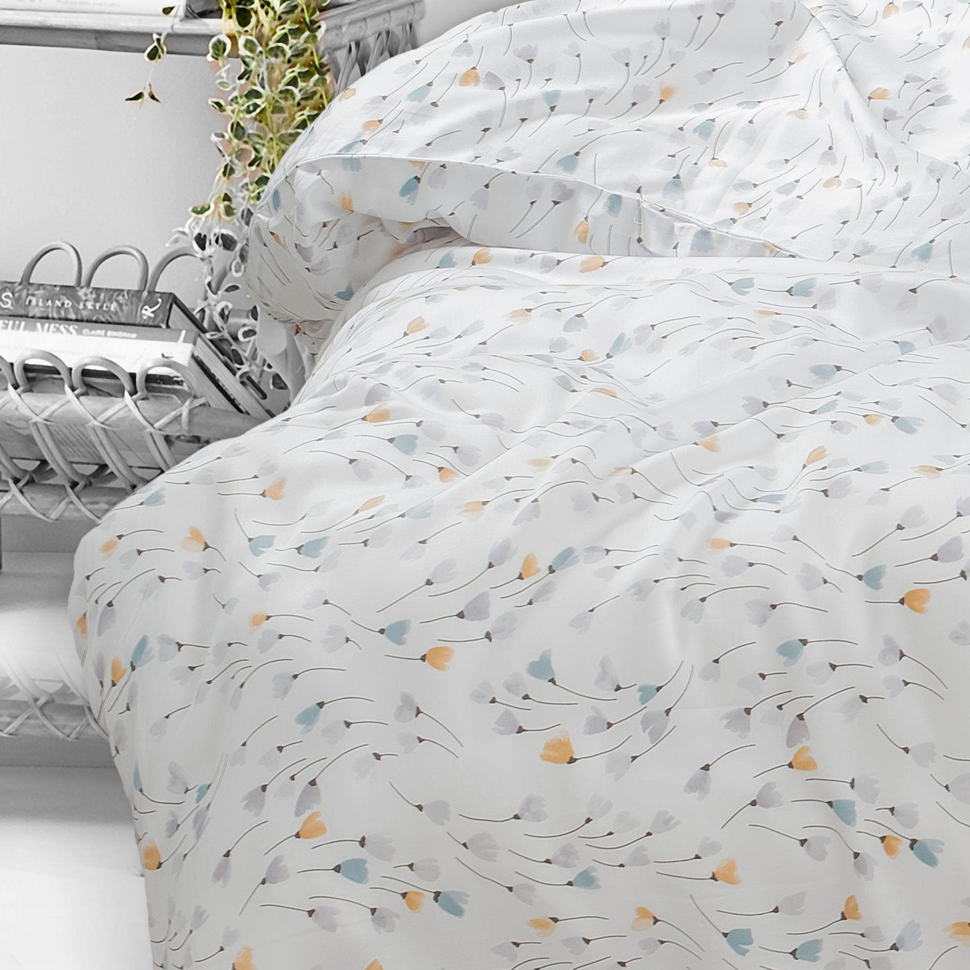 400 Thread Count Super King Size Bedsheet 2.74mtr. x 2.74 mtr. with 2 Pillow Covers