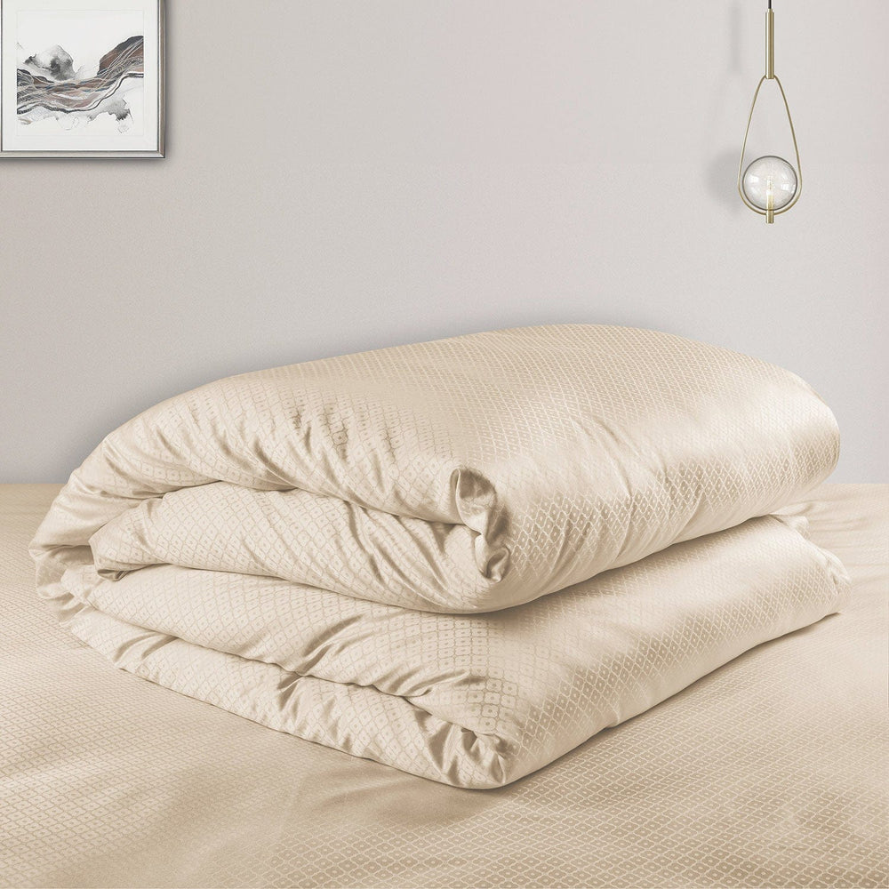 002 Beige