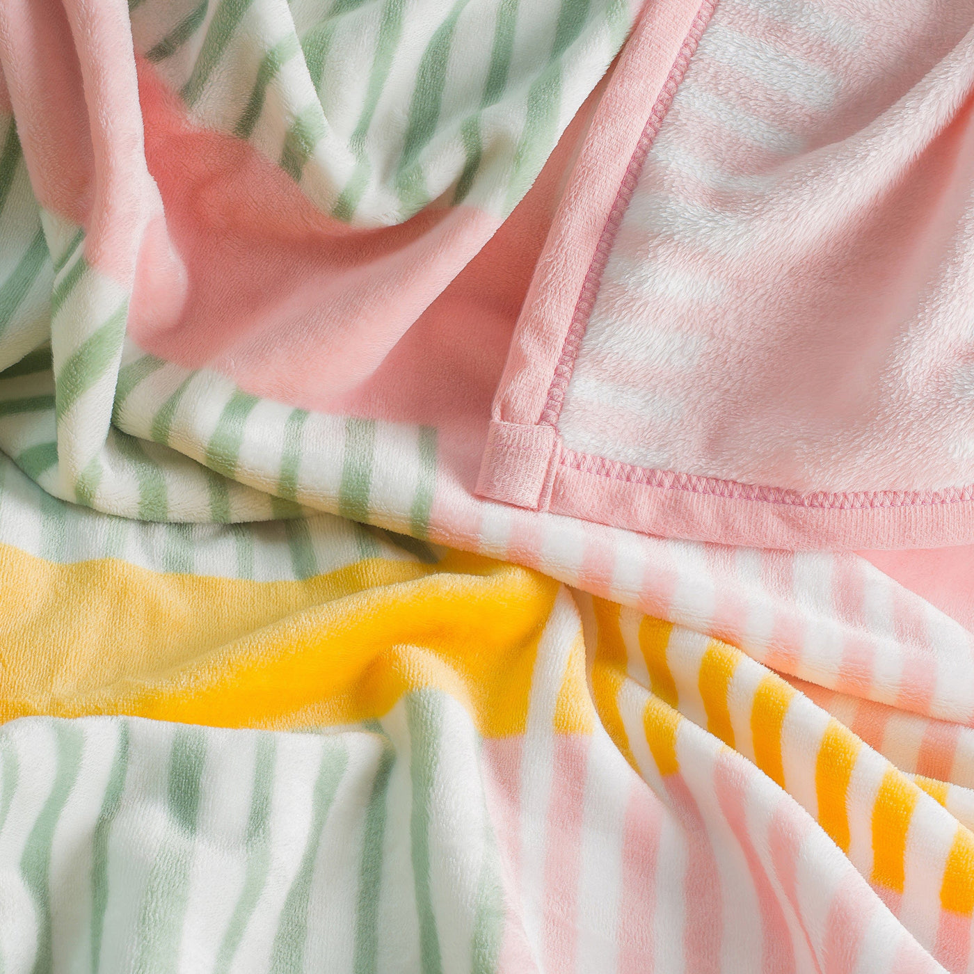 Esprit Blanket