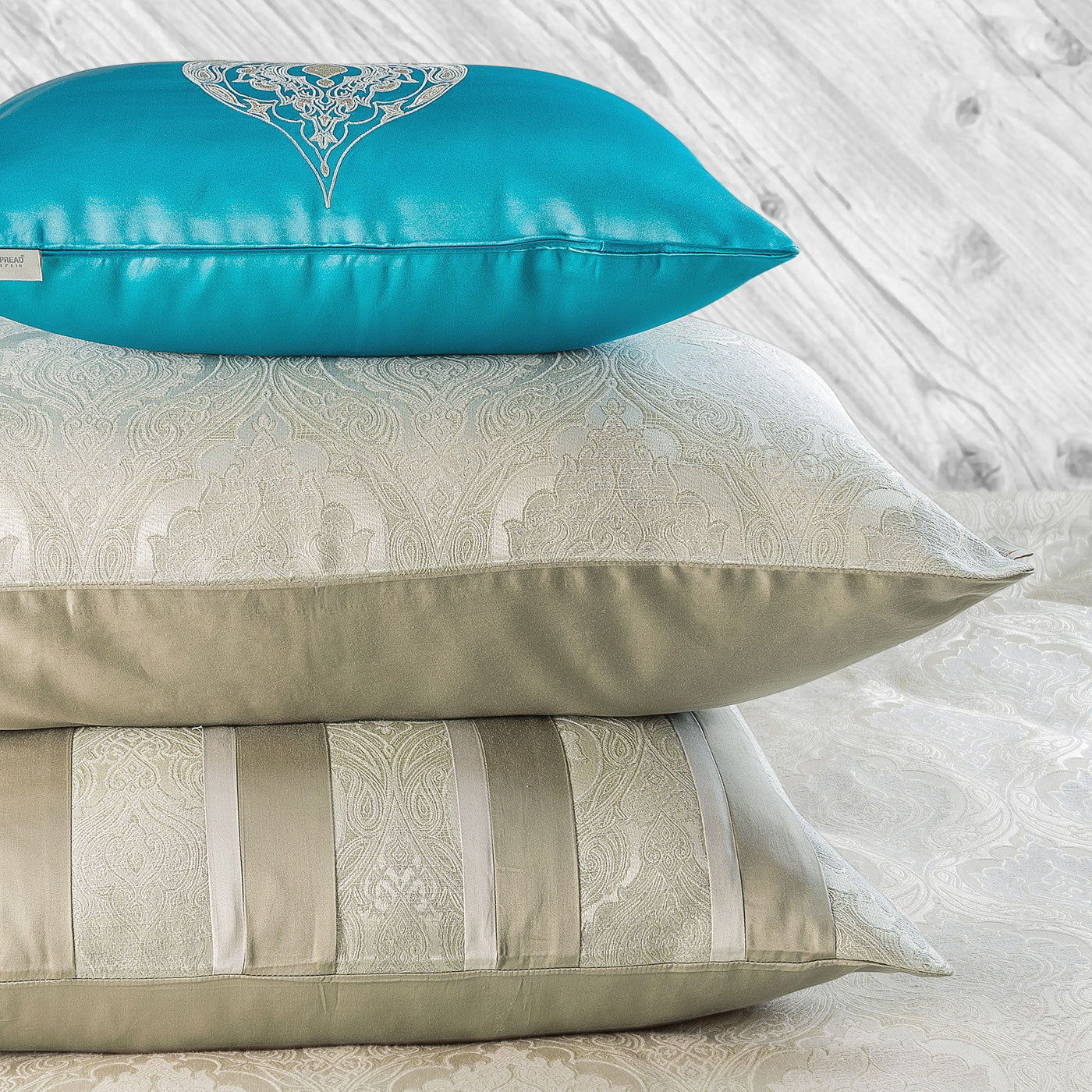 Serene Bedding Set