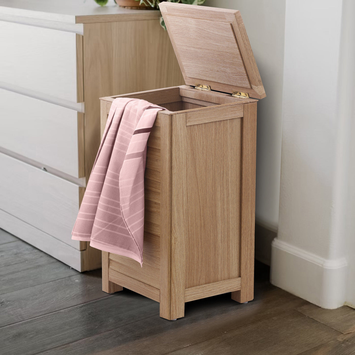 WOODEN LAUNDRY BASKETS