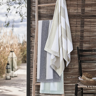 100 % Cotton Premium Spa Towel - Light grey