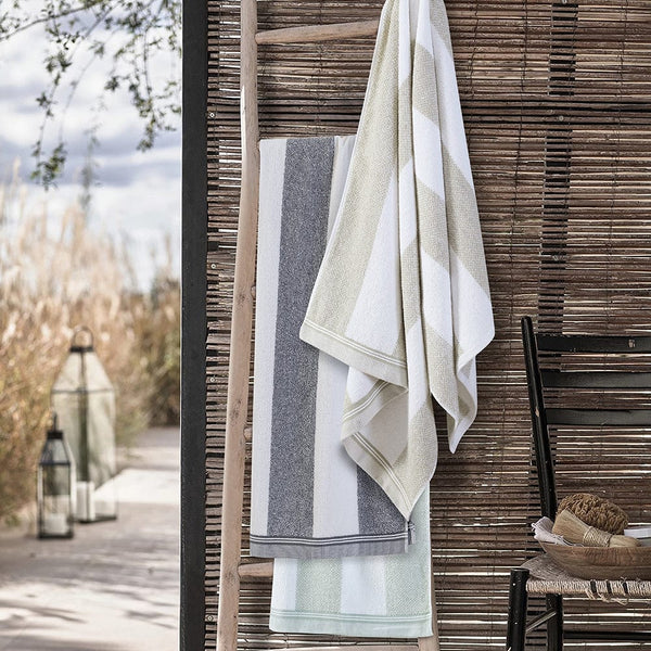 100 % Cotton Premium Spa Towel - Light grey