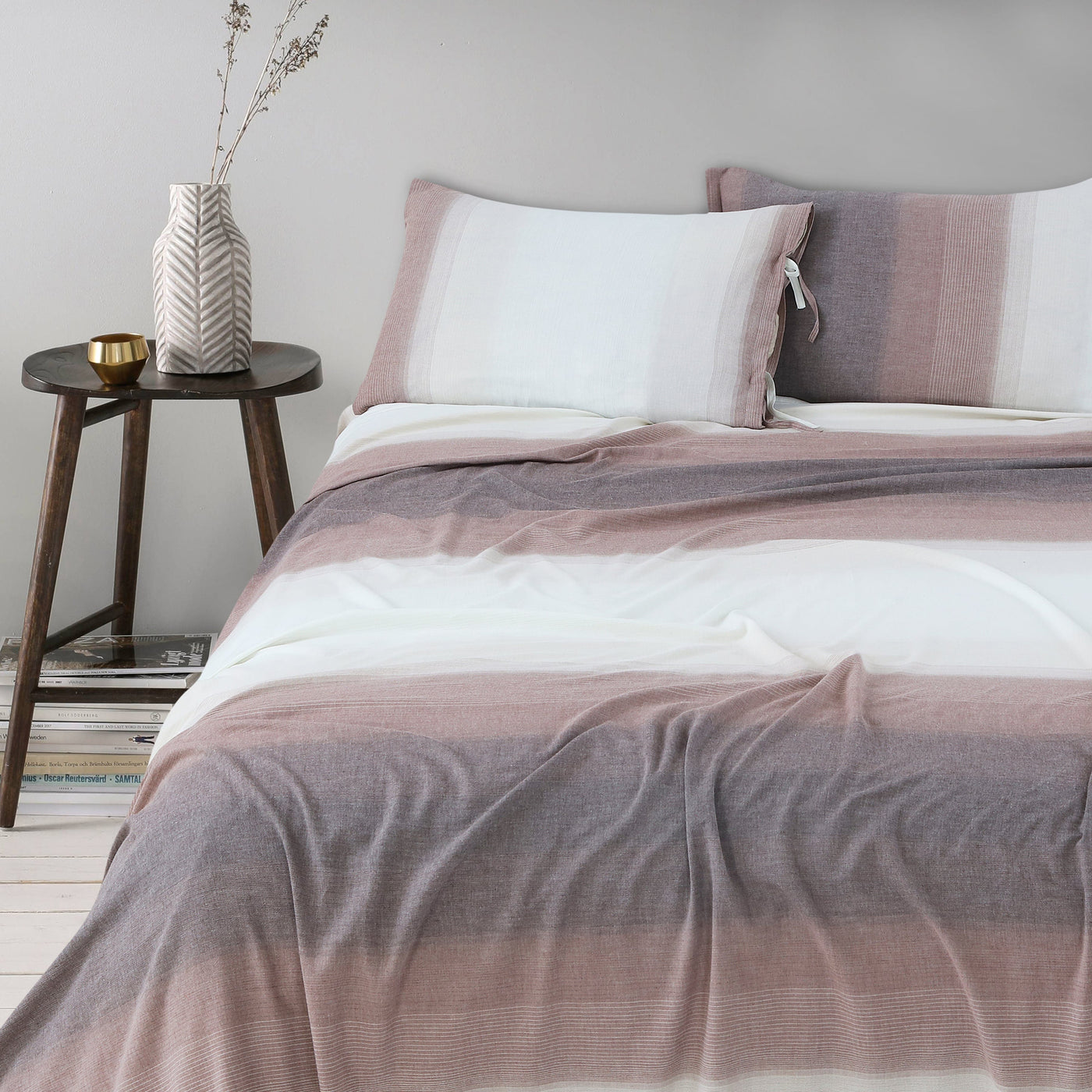 100 % Washed Cotton Breathable Bedsheet