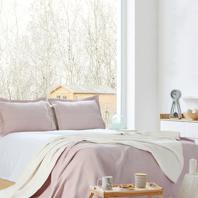 Norway Cotton Bedcover with 2 Pillow covers