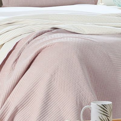 Norway Cotton Bedcover with 2 Pillow covers