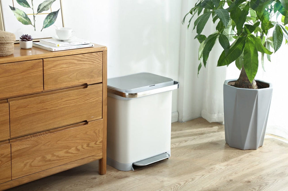 STAINLESS STEEL WASTEBIN WITH LID
